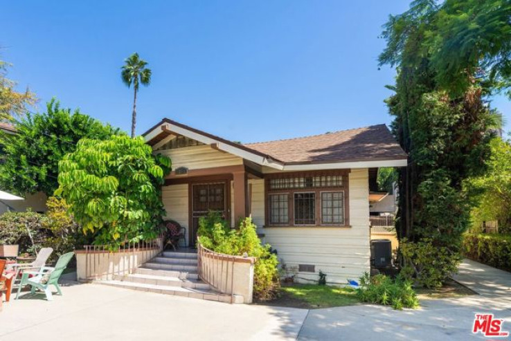 Residential Income in Hollywood Hills East