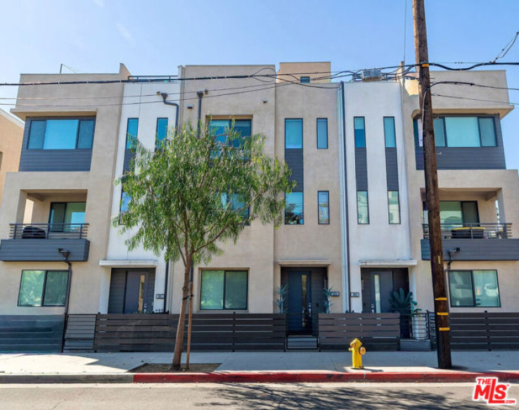 3 Bed Home for Sale in Los Angeles, California