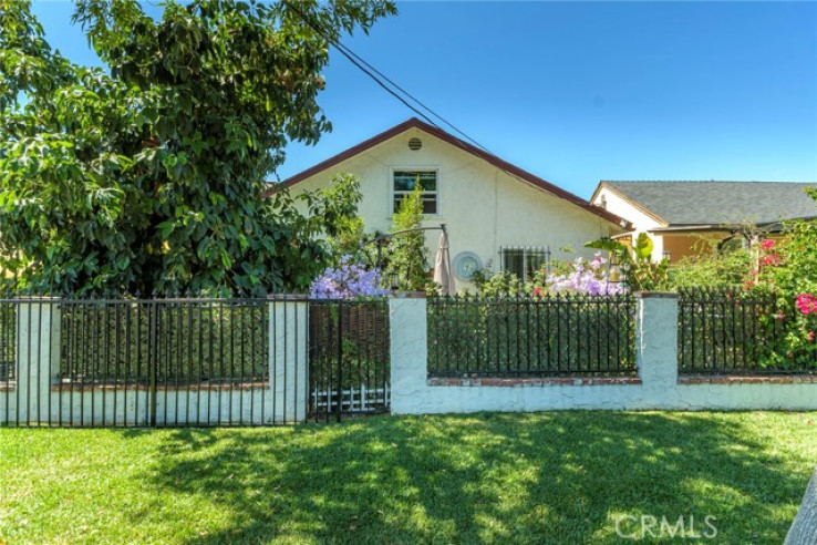 5 Bed Home for Sale in North Hollywood, California
