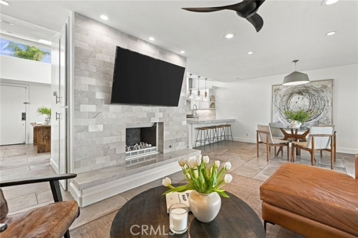 2 Bed Home for Sale in Costa Mesa, California