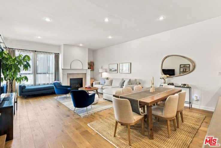 2 Bed Home for Sale in Los Angeles, California