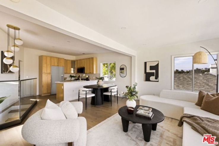 2 Bed Home for Sale in Los Angeles, California