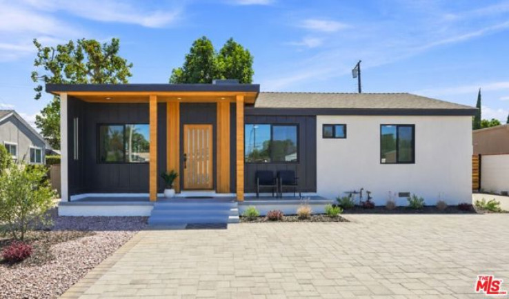  Income Home for Sale in Los Angeles, California