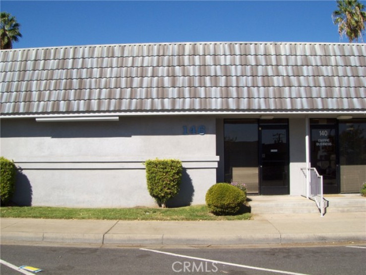 Commercial Lease in Rialto