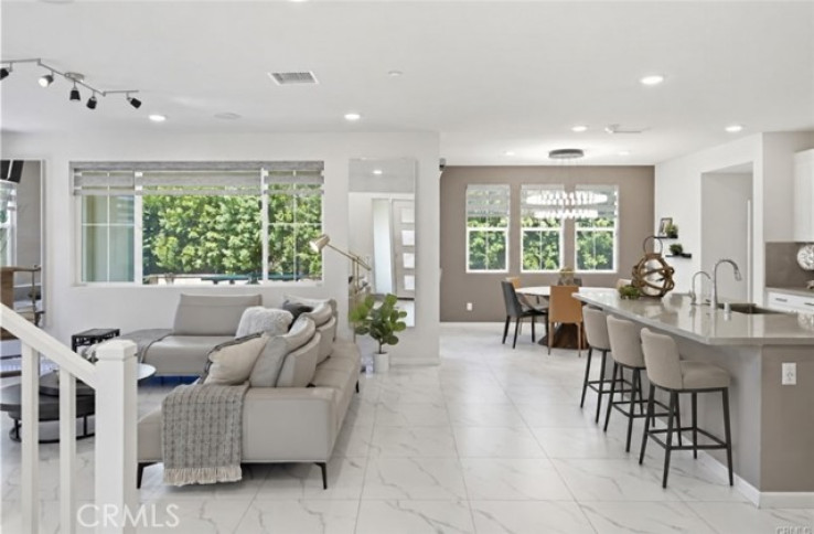 5 Bed Home for Sale in Ontario, California