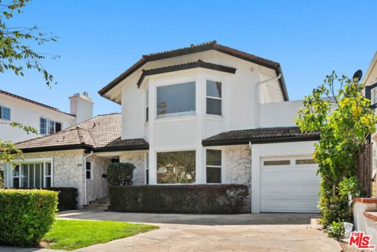 5 Bed Home for Sale in Beverly Hills, California