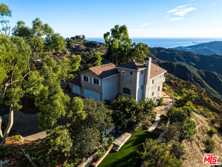 Residential Home in Malibu