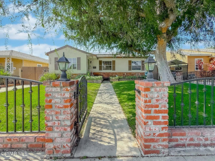 Residential Home in Burbank
