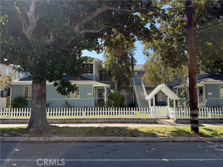 Residential Income in North Hollywood