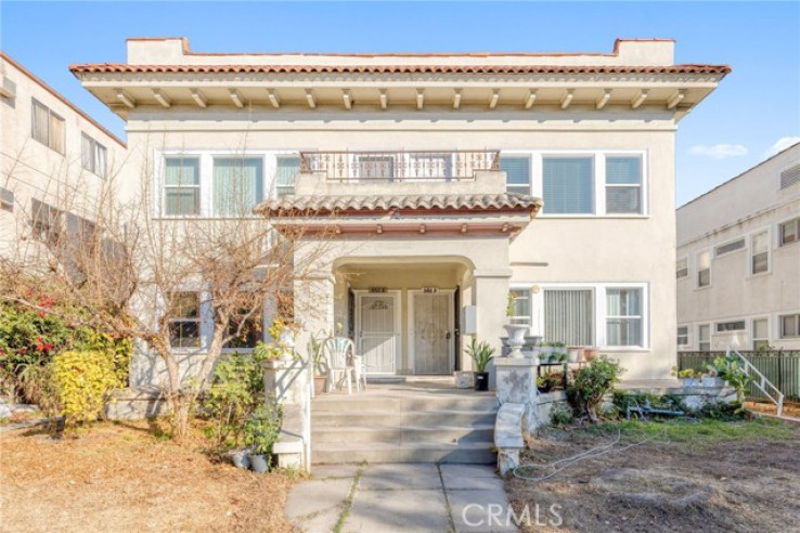 Residential Income in Hollywood