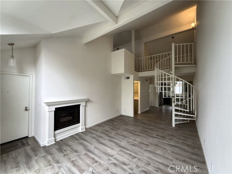 2 Bed Home for Sale in Canyon Country, California