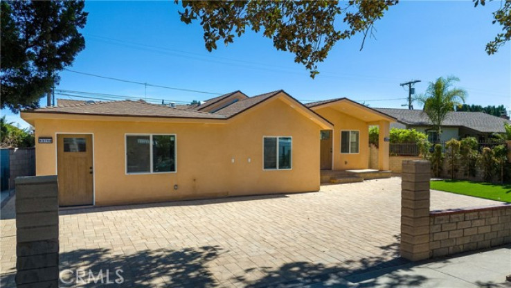 Residential Home in Panorama City