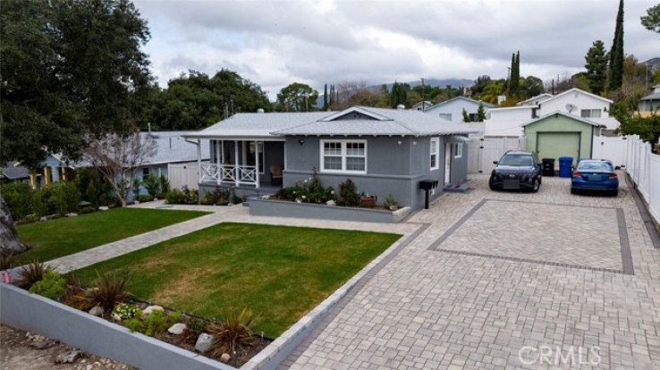4 Bed Home for Sale in Tujunga, California