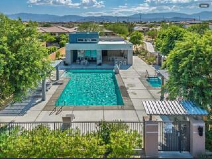 Residential Home in North Palm Desert