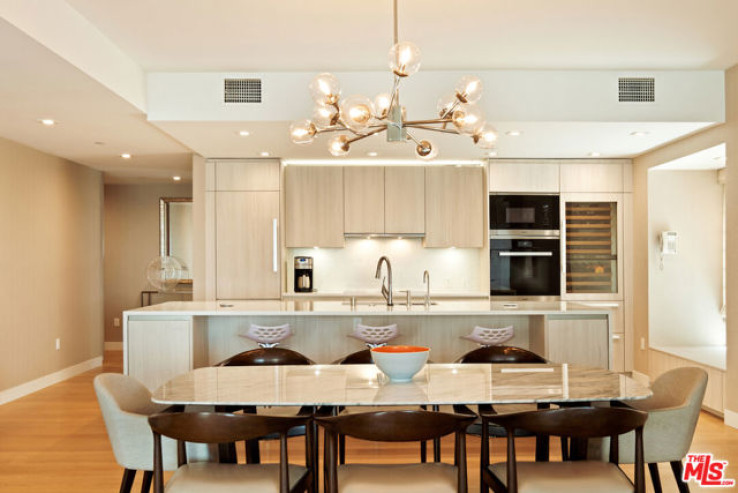 2 Bed Home for Sale in Los Angeles, California