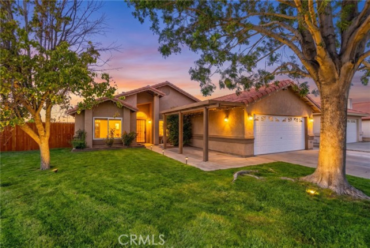 4 Bed Home for Sale in Rosamond, California