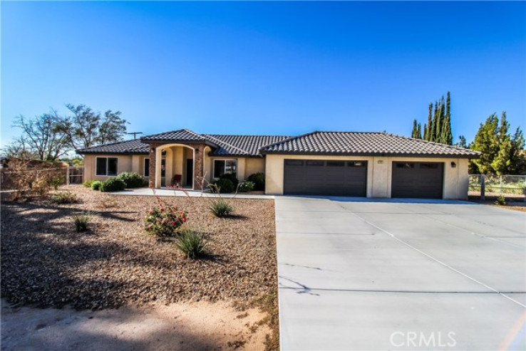 4 Bed Home for Sale in Apple Valley, California