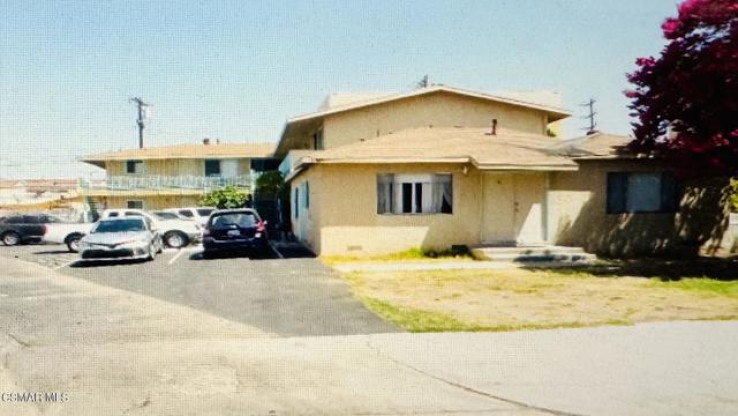 Residential Income in North Hollywood