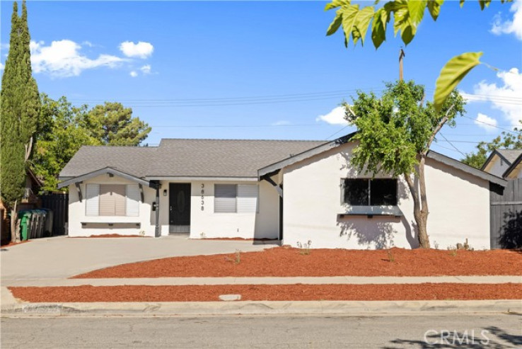 4 Bed Home for Sale in Palmdale, California