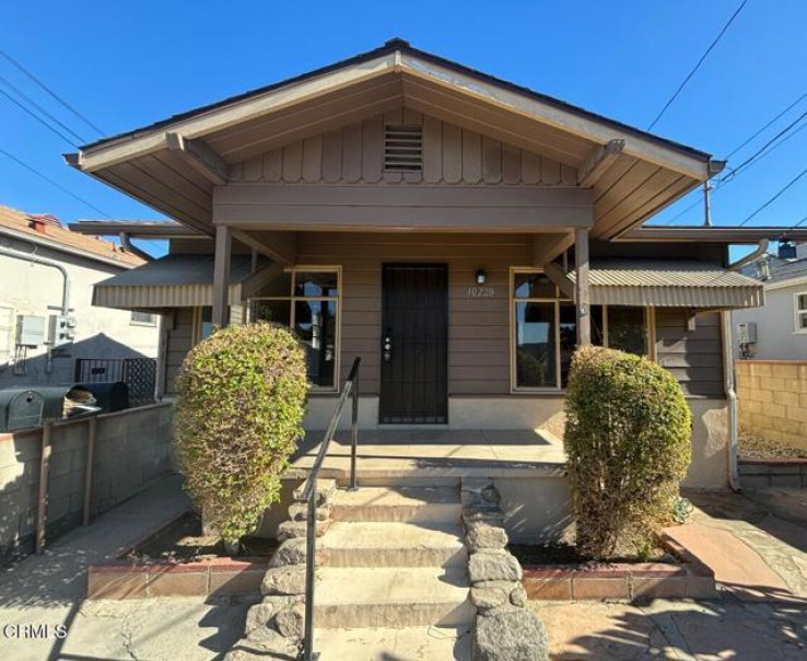  Income Home for Sale in Los Angeles, California