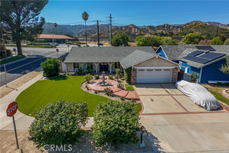 3 Bed Home for Sale in Newhall, California
