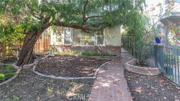 1 Bed Home for Sale in Burbank, California