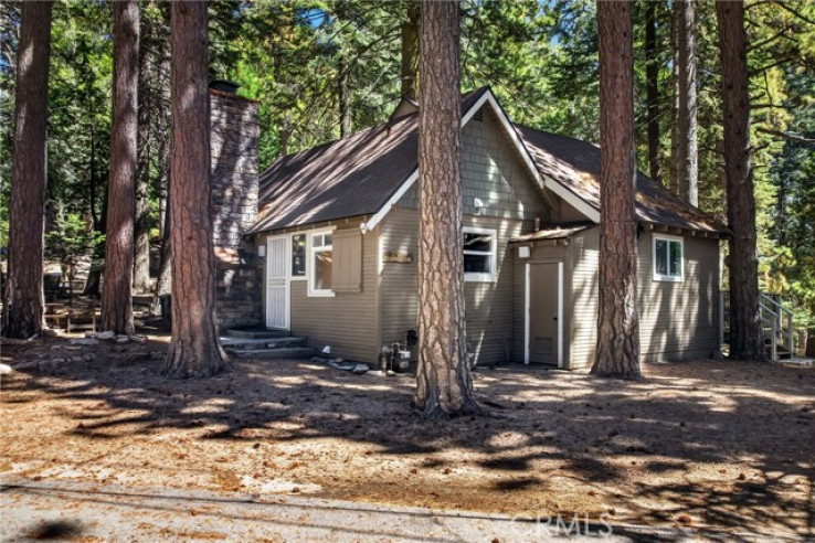 2 Bed Home for Sale in Lake Arrowhead, California