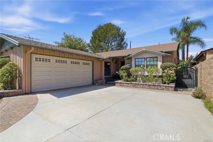 3 Bed Home for Sale in Burbank, California