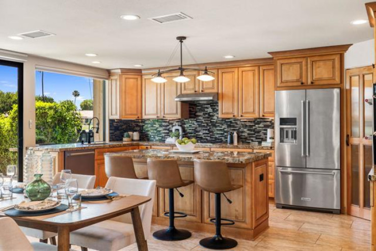 2 Bed Home for Sale in Palm Desert, California