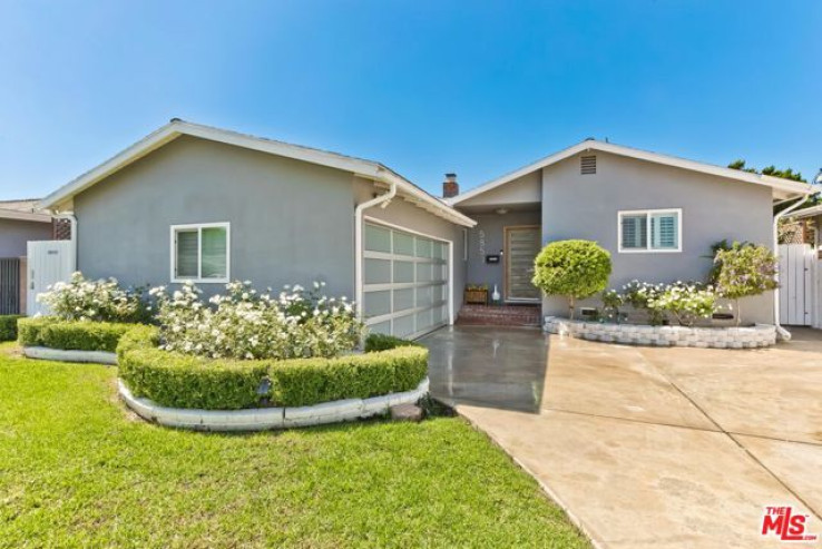 Residential Home in Sherman Oaks