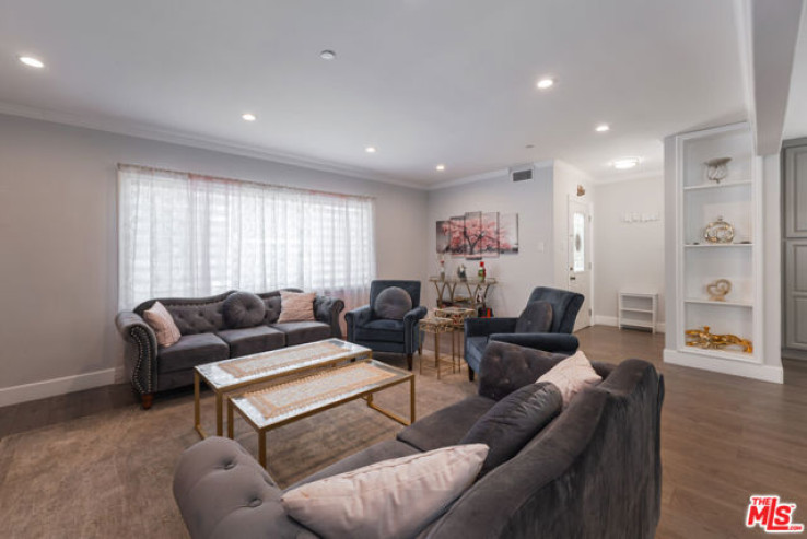 4 Bed Home for Sale in Burbank, California