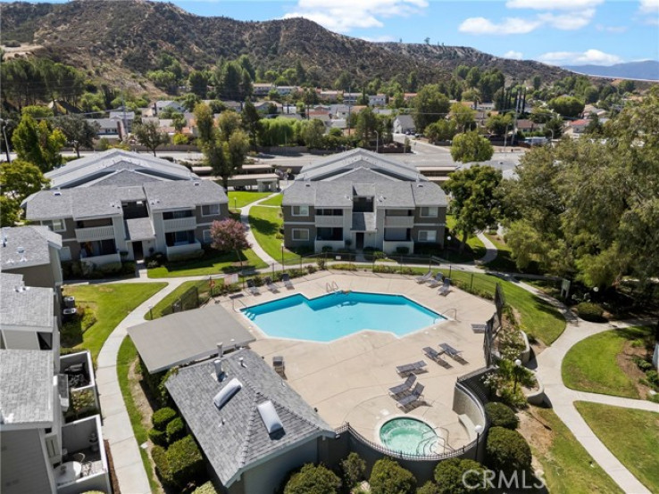 Residential Home in Bouquet Canyon