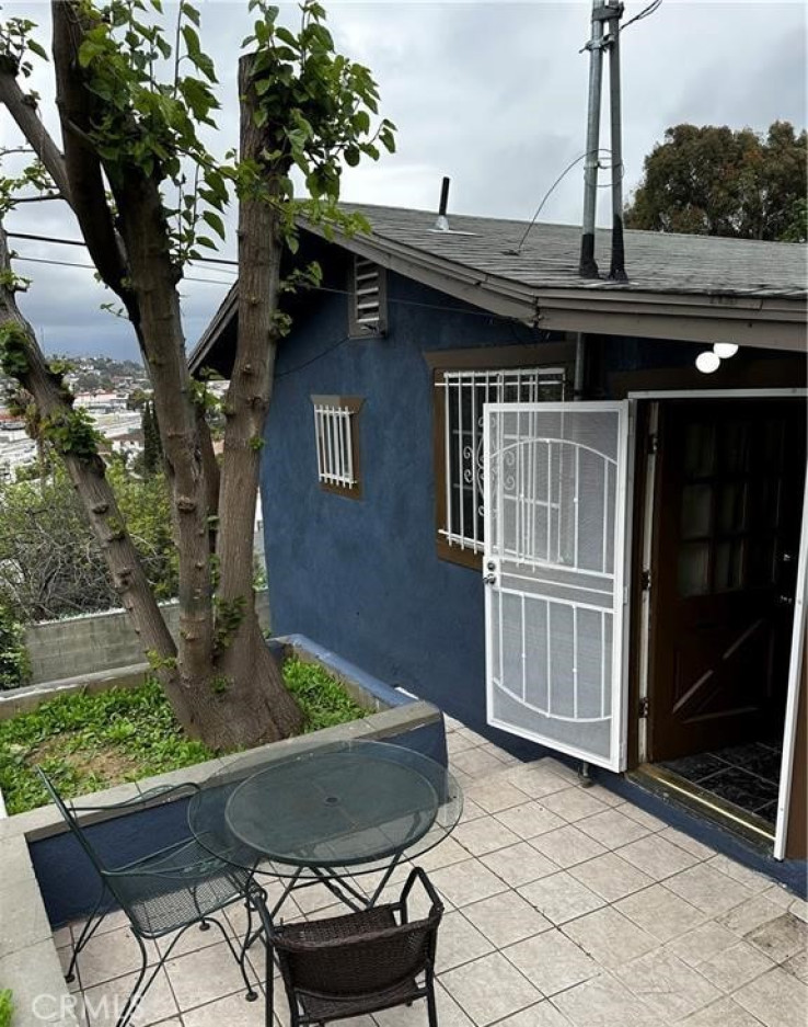 2 Bed Home for Sale in Los Angeles, California