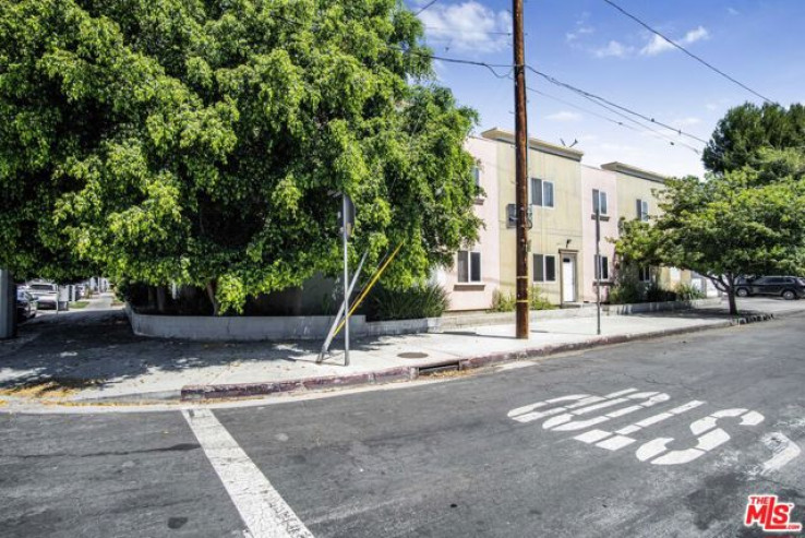  Income Home for Sale in Van Nuys, California