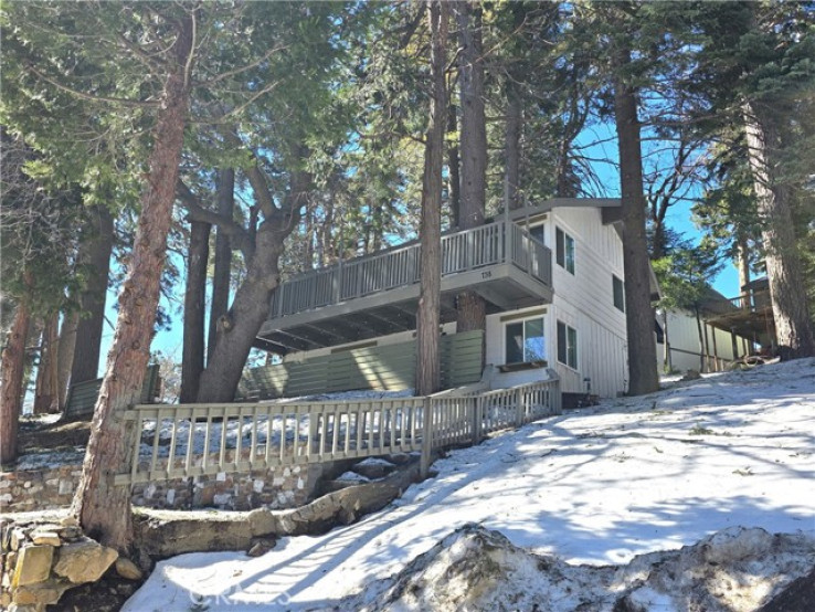 3 Bed Home for Sale in Lake Arrowhead, California