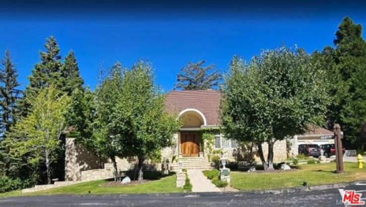 5 Bed Home for Sale in Lake Arrowhead, California