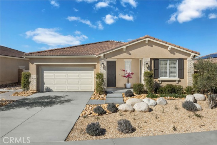 Residential Home in Victorville
