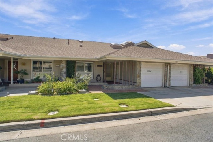 2 Bed Home for Sale in Newhall, California