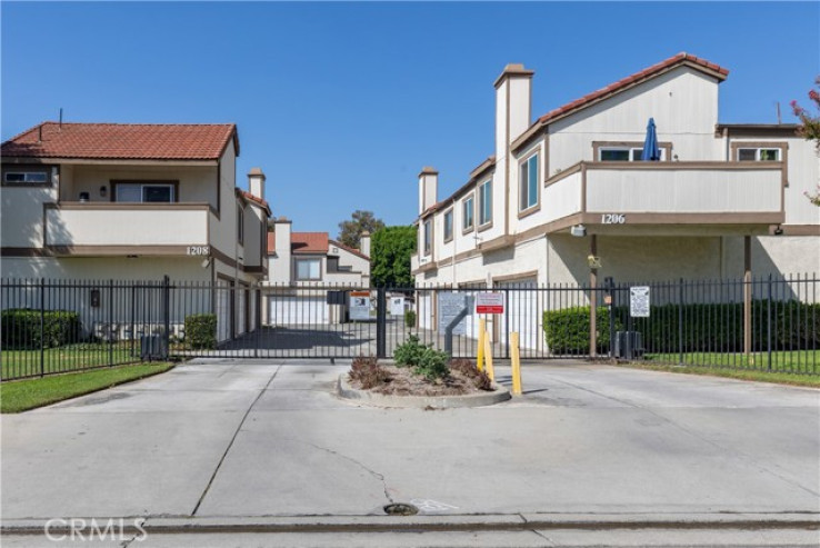 2 Bed Home for Sale in Ontario, California