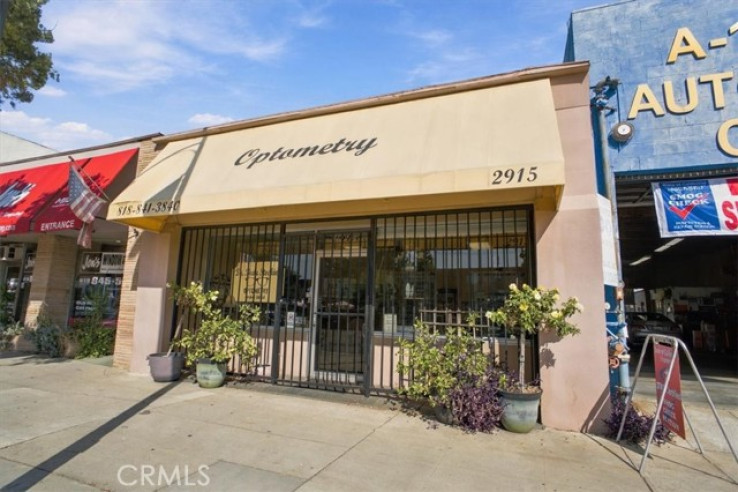 Commercial Sale in Burbank