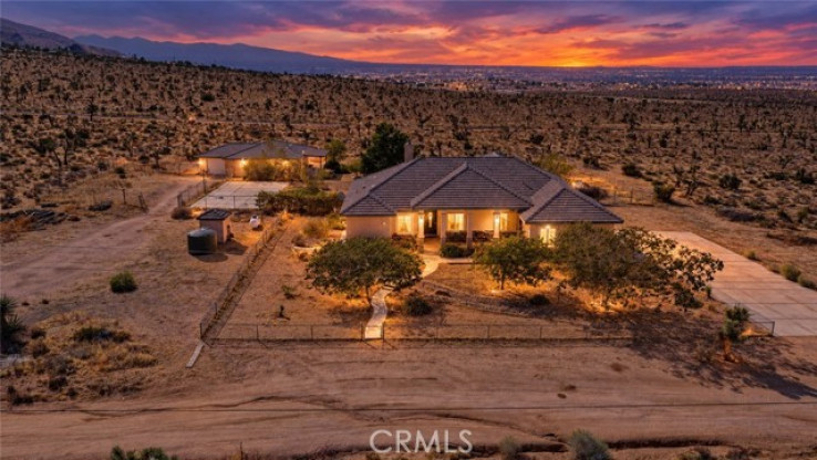 5 Bed Home for Sale in Apple Valley, California