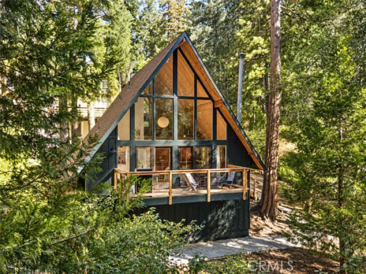 3 Bed Home for Sale in Lake Arrowhead, California