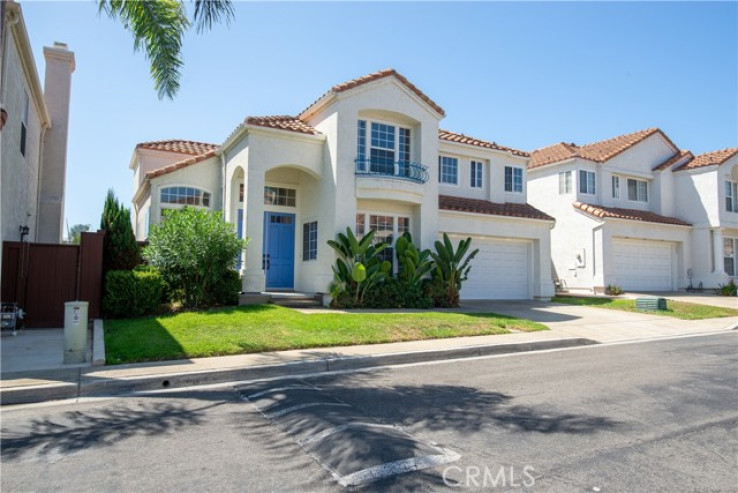 4 Bed Home for Sale in Costa Mesa, California