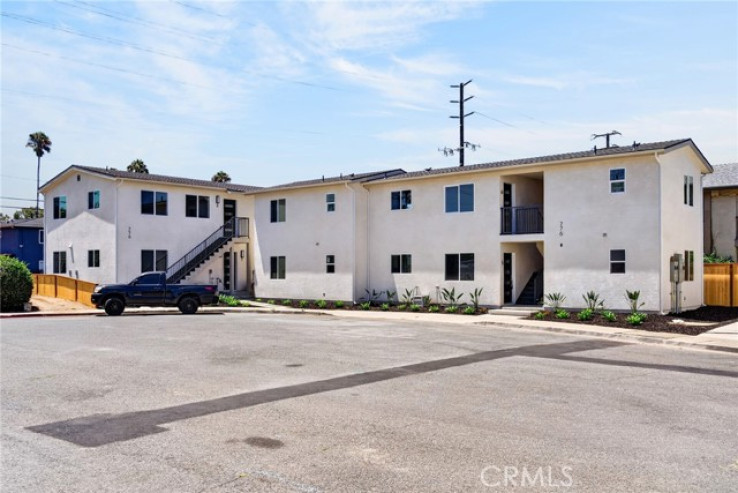 Residential Income in Costa Mesa