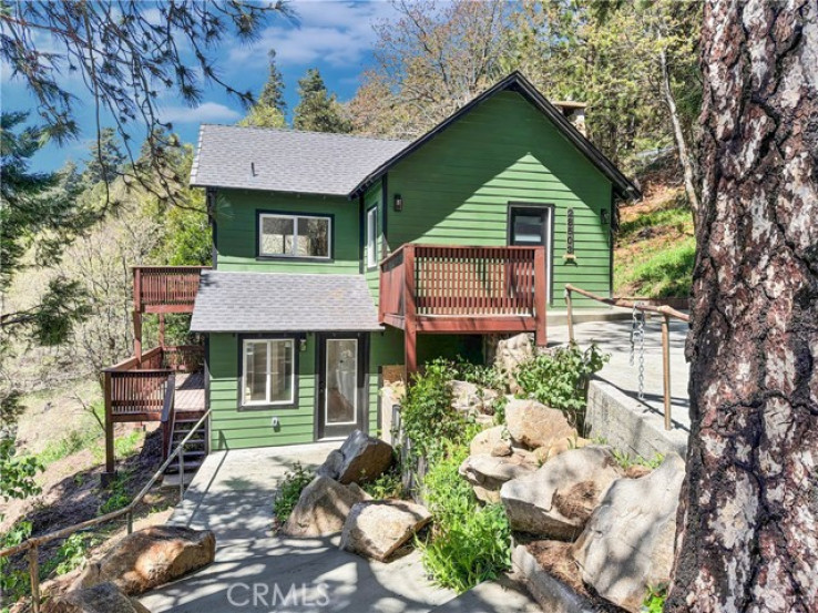 2 Bed Home for Sale in Lake Arrowhead, California