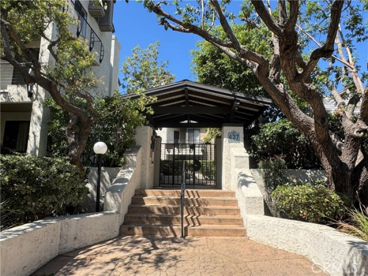 2 Bed Home for Sale in Burbank, California