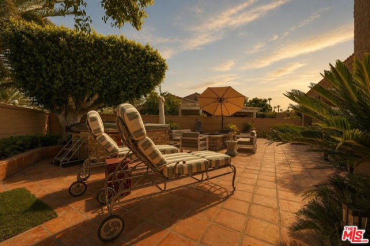 Residential Home in North Palm Desert