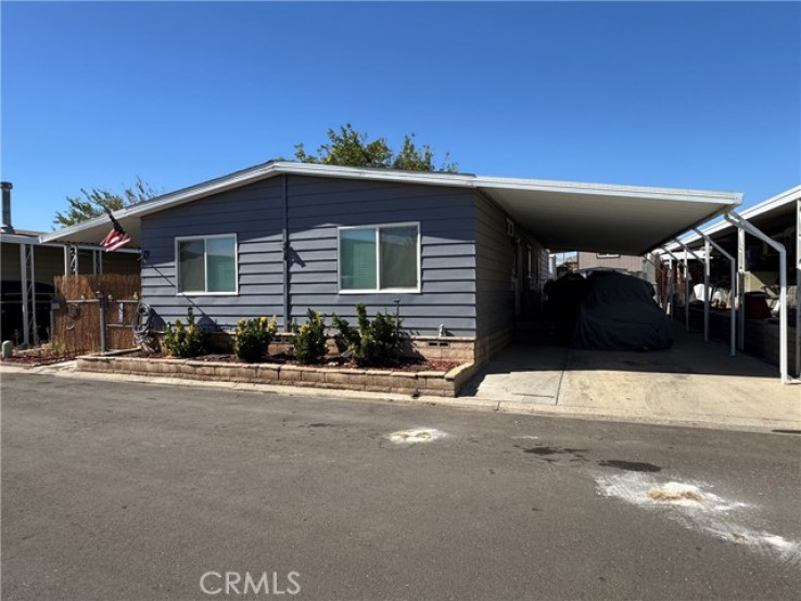 Residential Home in Apple Valley