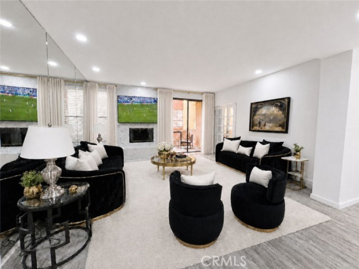 Residential Home in Beverly Hills