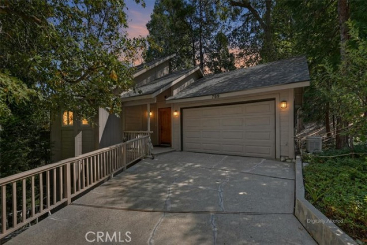 3 Bed Home for Sale in Lake Arrowhead, California